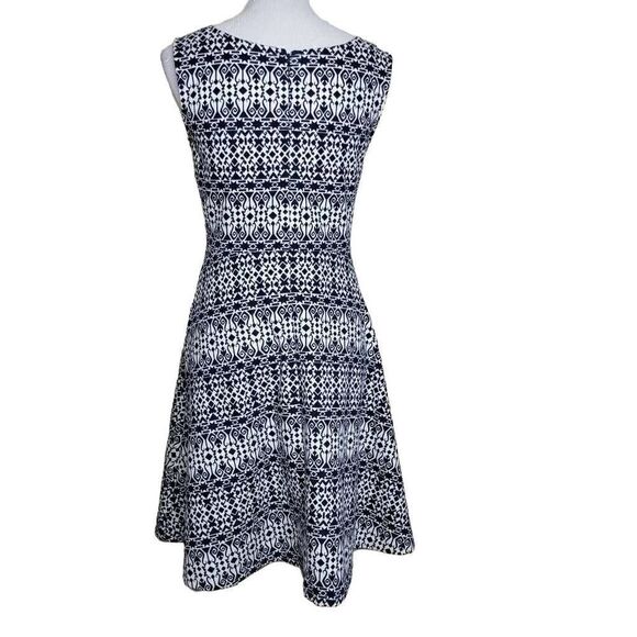 Talbots A Line Knit Geometric Sleeveless Dress Navy White Small - Picture 2 of 15